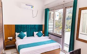 Hotel Parth Inn