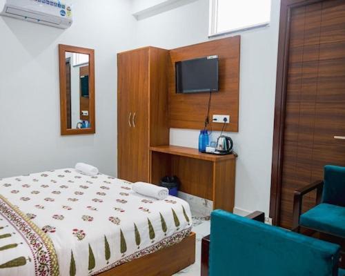 Hotel Parth Inn Rishikesh Exterior photo